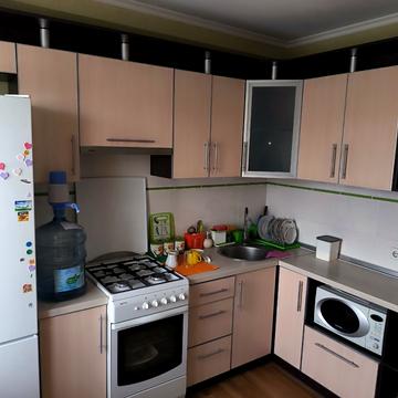 Володимира Українця вул., 12