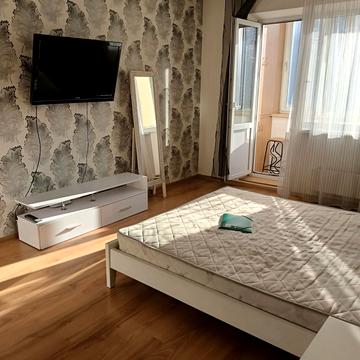 Драгоманова вул., 9