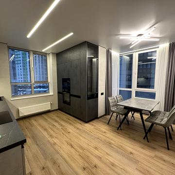 Університетська вул., 3/5