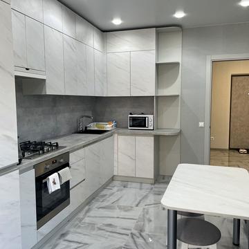 Співдружності вул., 5