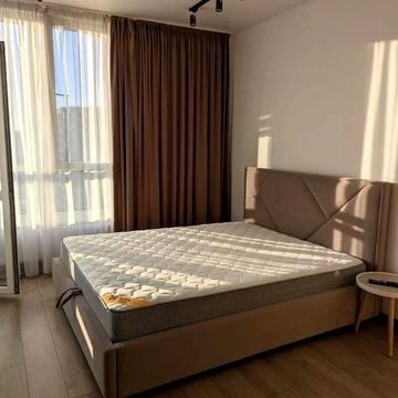 Європейського Союзу просп. (Правди), 41-В