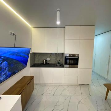 Березнева вул., 12