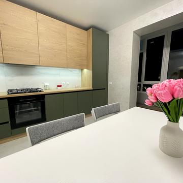 Глиняна вул., (Будинок)