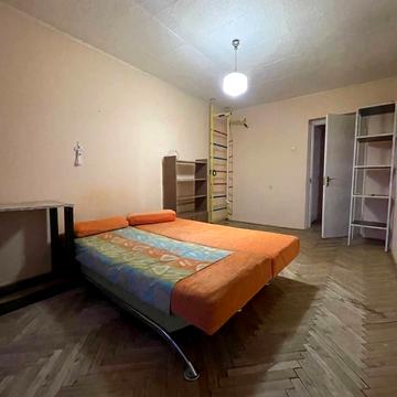 Володимира Великого вул. (Артема), 35