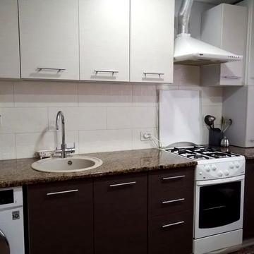 Черешнева вул., 6