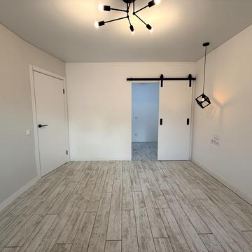 Олександра Махова вул. (Жолудєва), 3