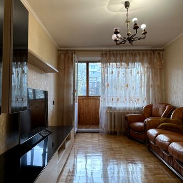 Дарницький бульв., 4-А