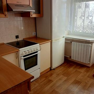 Академіка Заболотного вул., 126/1