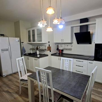 Валерія Лобановського просп. (Червонозоряний), 6-А