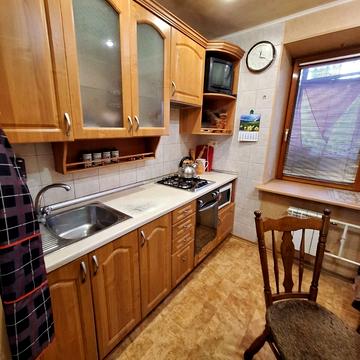 Аерокосмічний просп. (Гагаріна), 7