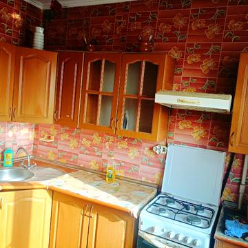 Тростянецька вул., 5