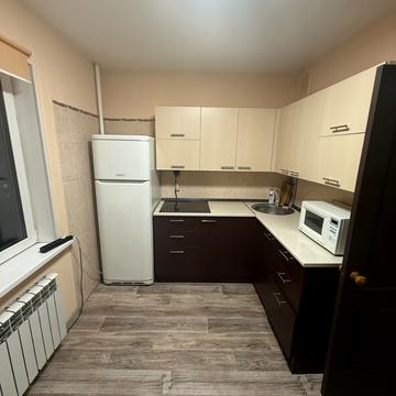 Тростянецька вул., 7-В