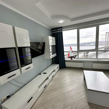 Зарічна вул., 1-Б