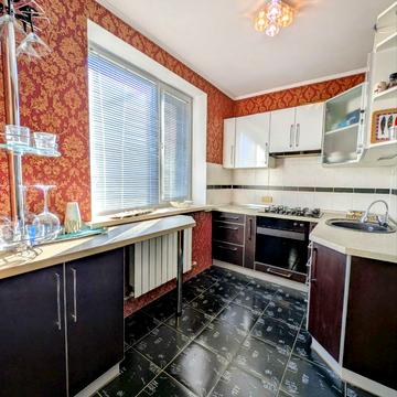 Велика Кільцева вул., 136