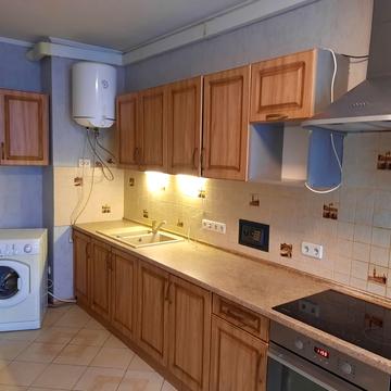 Митрополита Андрея Шептицького вул. (Анатолія Луначарського), 10