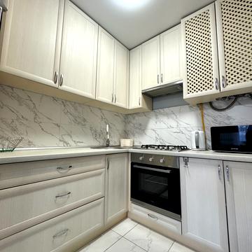 Зелена вул., 204б