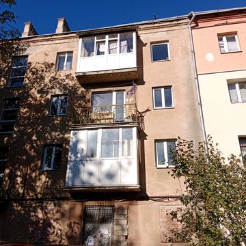 Бельведерська вул., 61