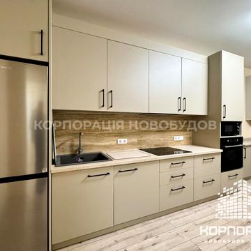 Словянська набережна вул., 21-А