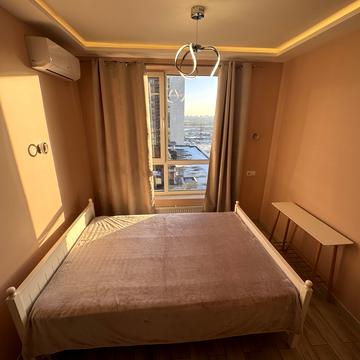 Європейського Союзу просп. (Правди), 45-А