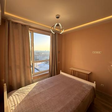 Європейського Союзу просп. (Правди), 45-А