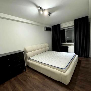 Берестейський просп. (Перемоги), 12