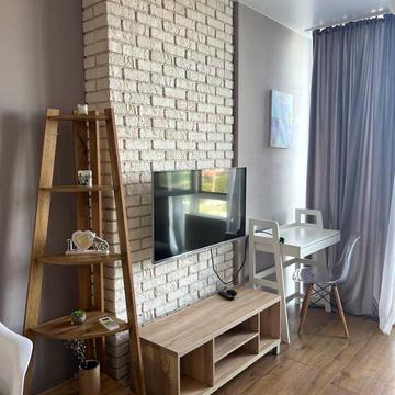 Полковника Гуляєва просп. (Маршала Жукова), 111