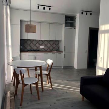 Григорія Сковороди вул., 48