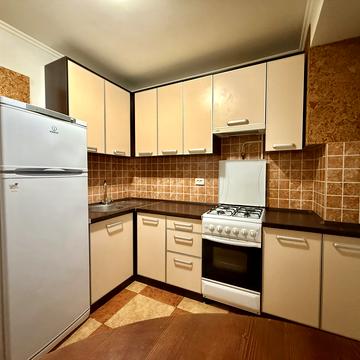 Сергія Скальда вул. (Комарова), 31