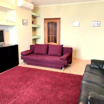 Володимира Івасюка просп. (Героїв Сталінграду), 55