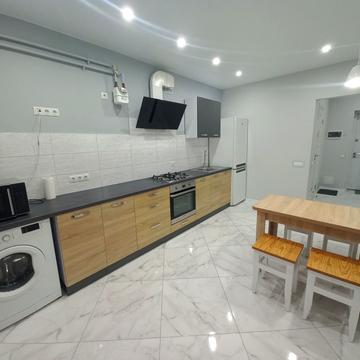 Івана Пулюя вул., 40, к. 4