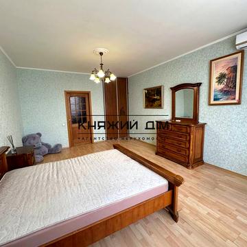 Княжий Затон вул., 2/30