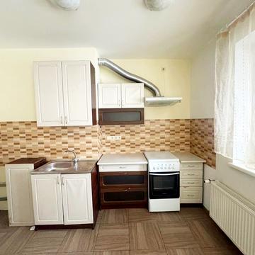 Чубинського вул., 4