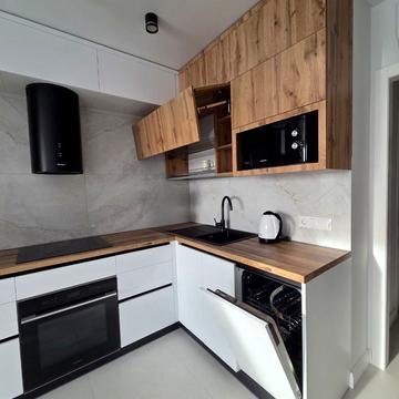 Роксоляни вул., 151