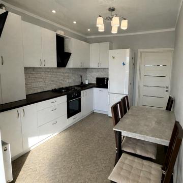 Лесі Українки бульв., 14-Б