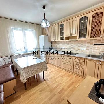 Урлівська вул., 34