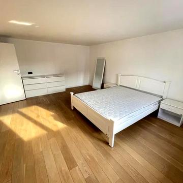 Вячеслава Чорновола просп. (), 75