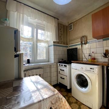 Вартових Неба вул. (Тобольська), 48