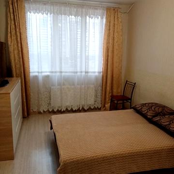 Михайла Грушевського вул., 30в