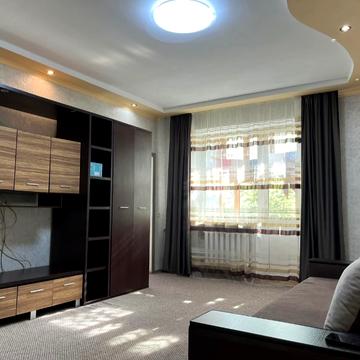 Олександра Поля просп. (Кірова), 110