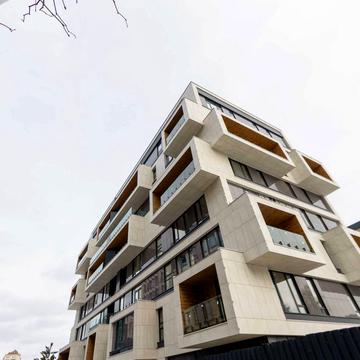 Ґарета Джонса вул. (Сімї Хохлових), (Будинок А06)