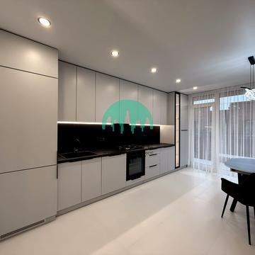 Юліана Пелеша вул., 3