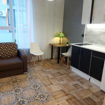 Вишнева вул., (Будинок)