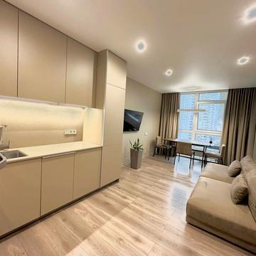 Джона Маккейна вул. (Івана Кудрі), 3-А