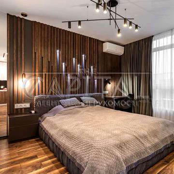 Джона Маккейна вул. (Івана Кудрі), 1-Б