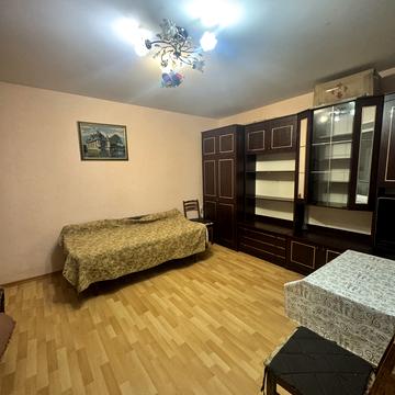 Оноре де Бальзака вул., 4