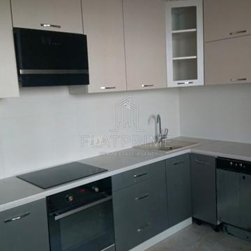 Сергія Данченка вул., 32