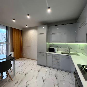 Олени Степанівни вул. (Ленінградська), 8