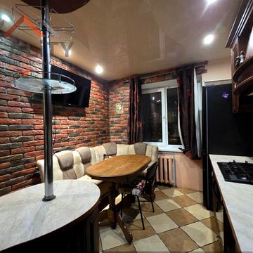 Набережна Перемоги вул., 134