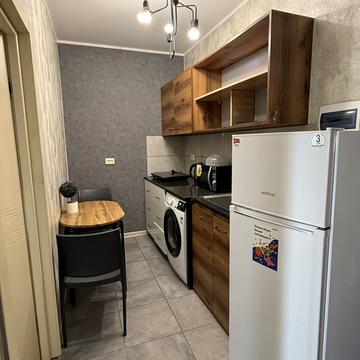 Польова вул., 73