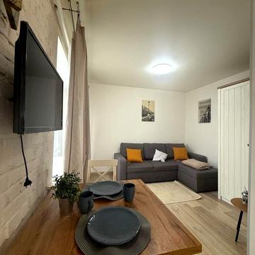 Межигірська вул., 54